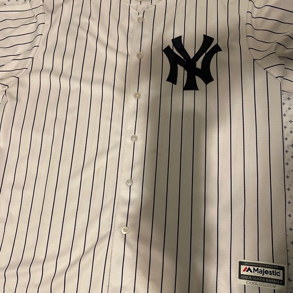 Majestic - Picture 7 of 7